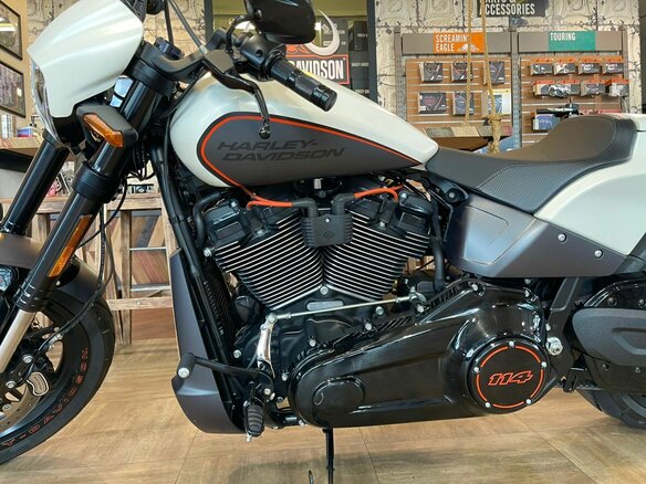 2018 Harley-Davidson FXDR 114, белый, 2300000 рублей - вид 14