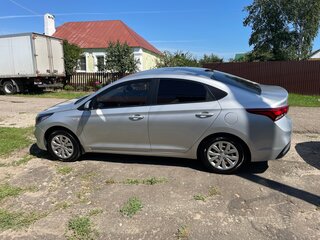 2019 Hyundai Solaris II, серебристый, 1350000 рублей, вид 5