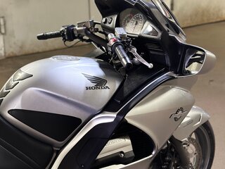 2007 Honda ST 1300, серебристый, 800000 рублей, вид 4