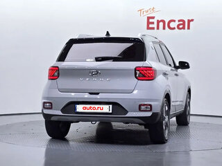 2022 Hyundai Venue I, серебристый, 1650000 рублей, вид 4