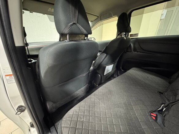 2016 Toyota Sienta II, белый, 1550000 рублей - вид 29