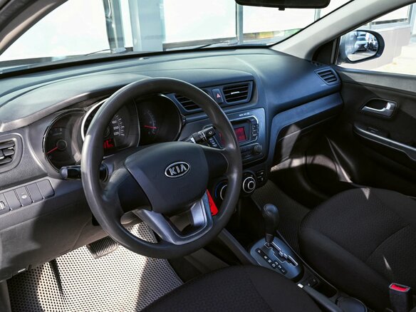 2012 Kia Rio 4-speed III, белый, 837000 рублей - вид 12