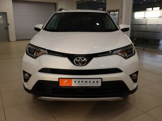 2015 Toyota RAV4 IV (XA40) Рестайлинг, белый, 2500000 рублей, вид 1