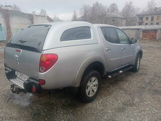 2011 Mitsubishi L200 IV, серебристый, 1340000 рублей, вид 4