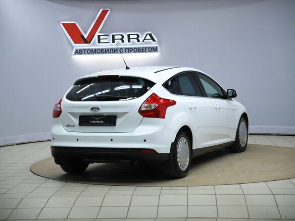 2011 Ford Focus III, белый, 470000 рублей - вид 4