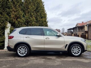 2019 BMW X5 30d IV (G05/G18), золотистый, 6800000 рублей, вид 1