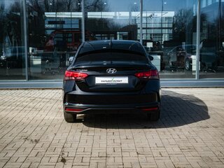 2021 Hyundai Solaris II Рестайлинг, чёрный, 1490000 рублей, вид 4