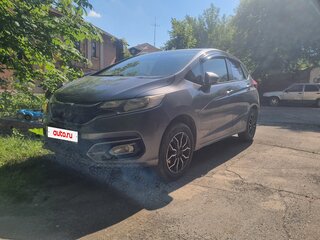 2019 Honda Fit III Рестайлинг, серый, 1100000 рублей, вид 1
