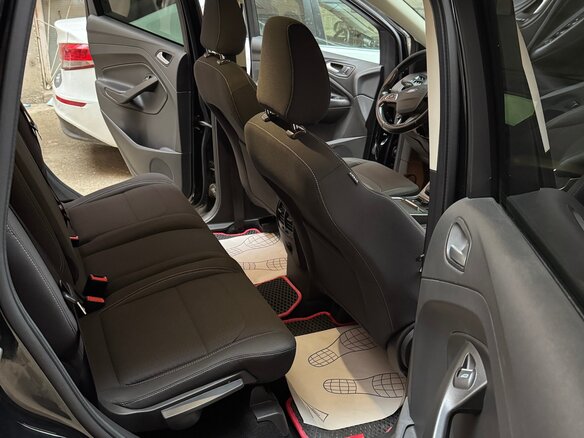 2018 Ford Kuga II Рестайлинг, чёрный, 1500000 рублей - вид 9