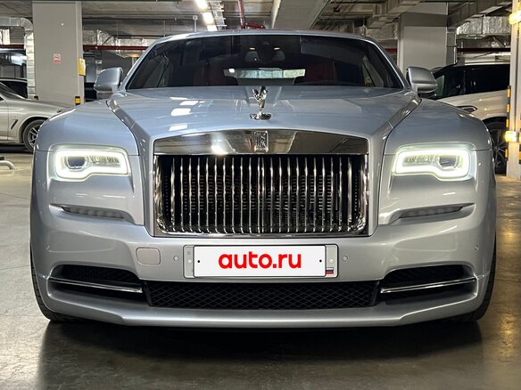 2017 Rolls-Royce Dawn, серебристый, 29990000 рублей - вид 4