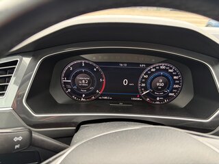 2017 Volkswagen Tiguan II, бежевый, 2600000 рублей, вид 5