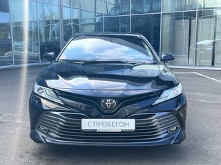 2019 Toyota Camry VIII (XV70), чёрный, 2900000 рублей, вид 2