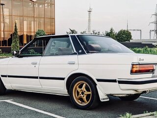 1987 Toyota Mark II V (X70), белый, 1290000 рублей, вид 3