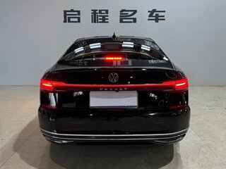 2023 Volkswagen Passat B8 Рестайлинг, чёрный, 1900000 рублей, вид 5