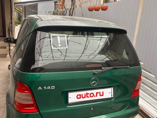 2000 Mercedes-Benz A-Класс 140 I (W168), зелёный, 290000 рублей, вид 3