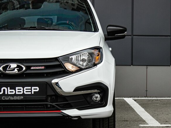 2026 Lada (ВАЗ) Granta Sport I Рестайлинг, белый, 1677000 рублей - вид 11