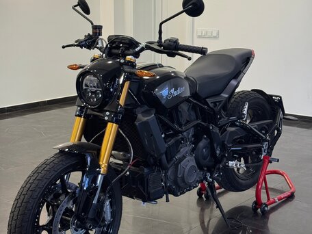 2019 Indian FTR 1200, чёрный, 999999 рублей, вид 4