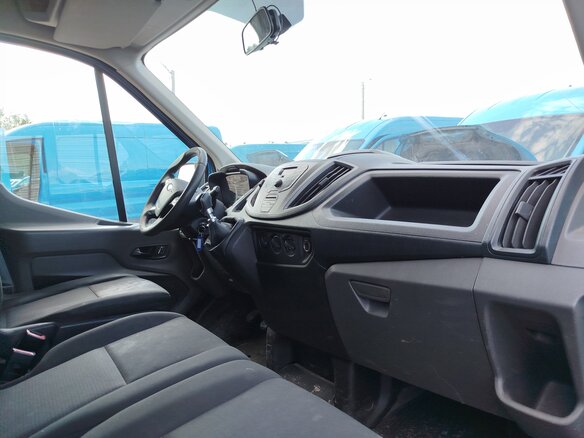 2021 Ford Transit, синий, 2370000 рублей - вид 4