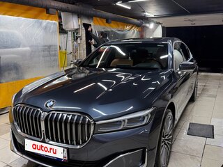 2020 BMW 7 серии Long 750Ld xDrive VI (G11/G12) Рестайлинг, серый, 8600000 рублей, вид 2