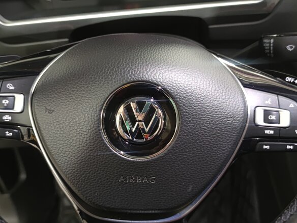 2019 Volkswagen Tiguan II, чёрный, 2550000 рублей - вид 7