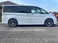 2016 Honda Stepwgn Spada V, белый, 2450000 рублей - вид 4