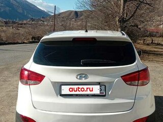 2015 Hyundai ix35 I Рестайлинг, белый, 1400000 рублей, вид 4