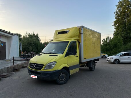 2013 Mercedes-Benz Sprinter, жёлтый, 1900000 рублей, вид 1