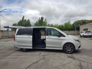 2020 Mercedes-Benz V-Класс Compact 220 d компактный III (W447) Рестайлинг, серебристый, 8300000 рублей, вид 3