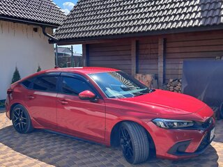 2021 Honda Civic XI, красный, 2500000 рублей, вид 3