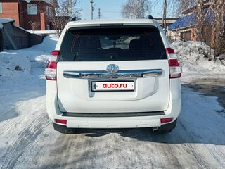 2014 Toyota Land Cruiser Prado 150 Series Рестайлинг 1, белый, 3800000 рублей, вид 3
