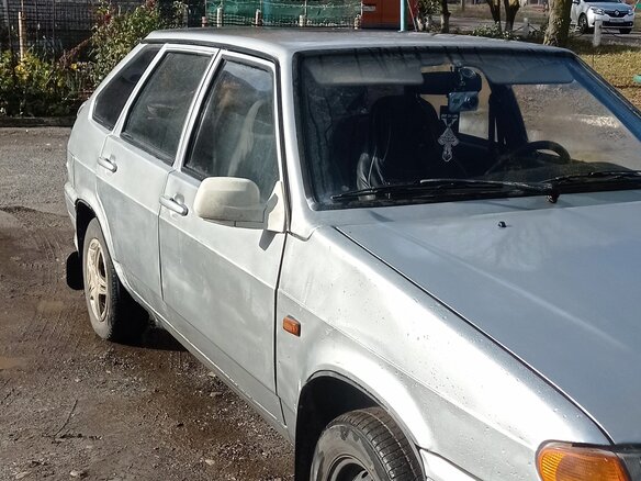 2008 Lada (ВАЗ) 2114, серебристый, 160000 рублей - вид 12