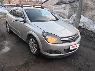 2009 Opel Astra GTC H Рестайлинг, серебристый, 700000 рублей, вид 1