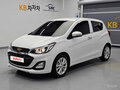 2022 Chevrolet Spark IV Рестайлинг, белый, 950000 рублей