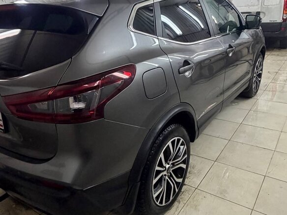2021 Nissan Qashqai II Рестайлинг, серый, 2300000 рублей - вид 3