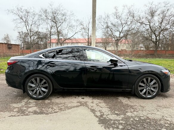 2021 Mazda 6 III (GJ) Рестайлинг 2, чёрный, 2500000 рублей - вид 3