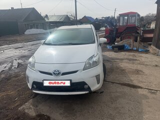 2013 Toyota Prius III Рестайлинг (XW30), белый, 1250000 рублей, вид 1