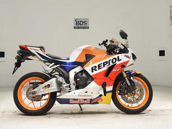 2013 Honda CBR 600RR, оранжевый, 740000 рублей - вид 2
