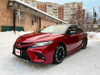 2020 Toyota Camry VIII (XV70) Рестайлинг, красный, 2700000 рублей, вид 1