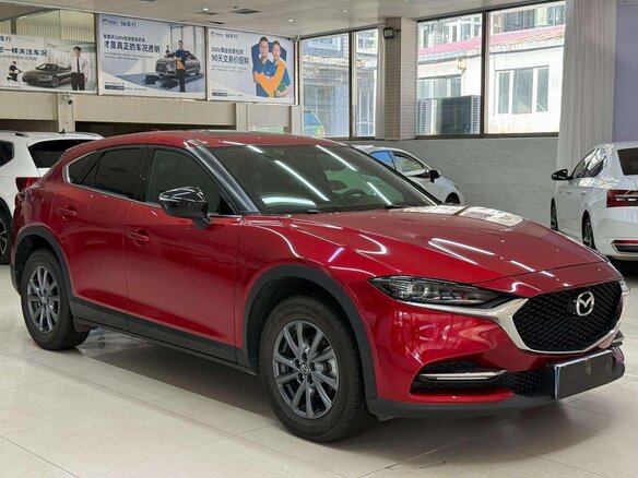 2023 Mazda CX-4 I Рестайлинг, красный, 2377700 рублей - вид 2