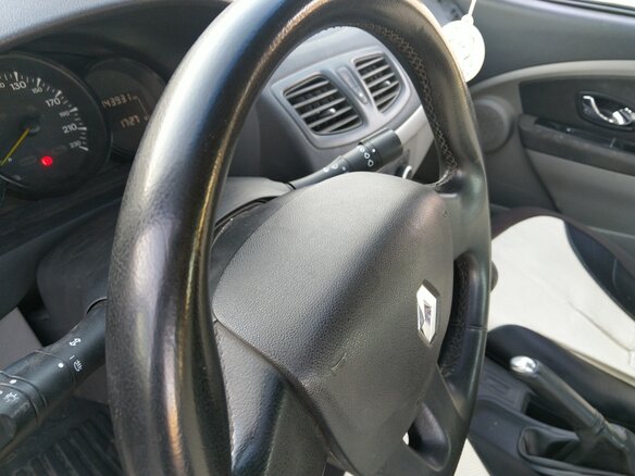2012 Renault Fluence I, белый, 550000 рублей - вид 11