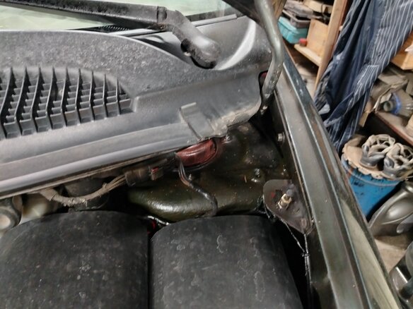 2001 Dodge Caravan 3-speed IV, зелёный, 355000 рублей - вид 20