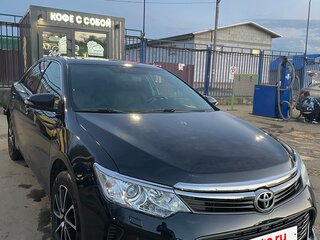 2015 Toyota Camry VII (XV50) Рестайлинг, чёрный, 2000000 рублей, вид 3
