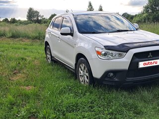 2012 Mitsubishi ASX I, белый, 870000 рублей, вид 4