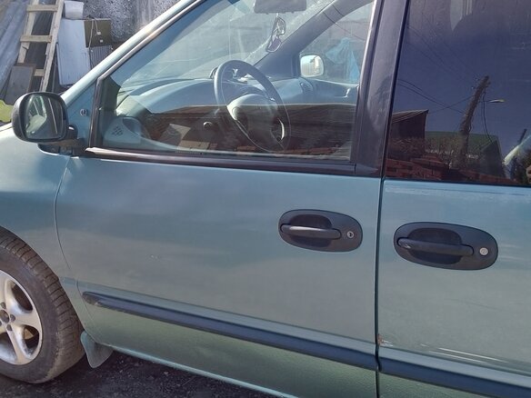 1998 Dodge Caravan III, голубой, 220000 рублей - вид 8