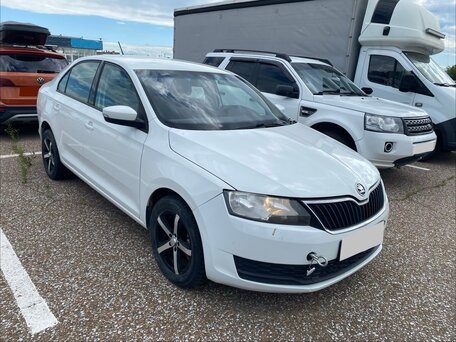 2018 Skoda Rapid I Рестайлинг, белый, 801000 рублей, вид 1