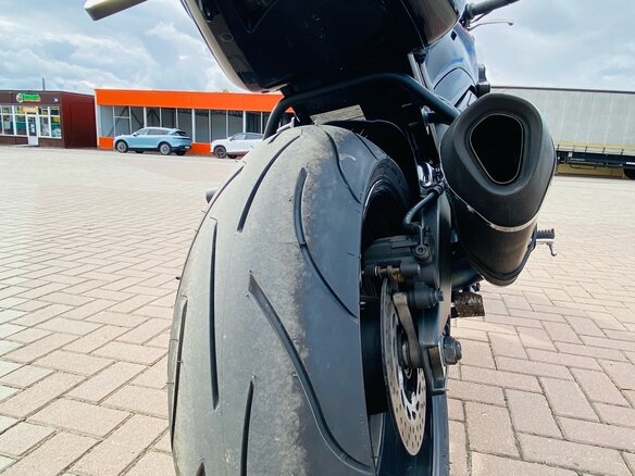 2007 Yamaha FZ1, чёрный - вид 12