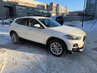 2021 BMW X2 sDrive18i I (F39), белый, 3300000 рублей, вид 3