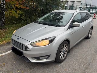 2015 Ford Focus III Рестайлинг, серебристый, 920000 рублей, вид 1