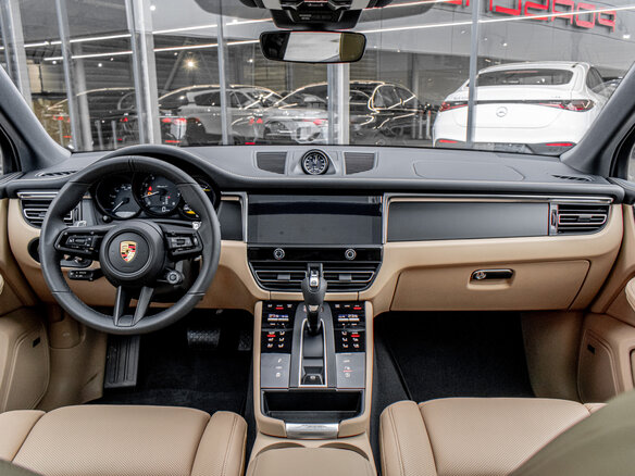 2026 Porsche Macan I Рестайлинг 2, коричневый - вид 17