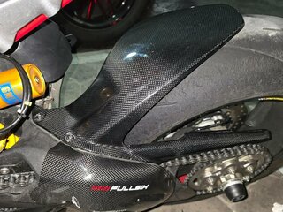 2023 Ducati Panigale V4, красный, 2900000 рублей, вид 4